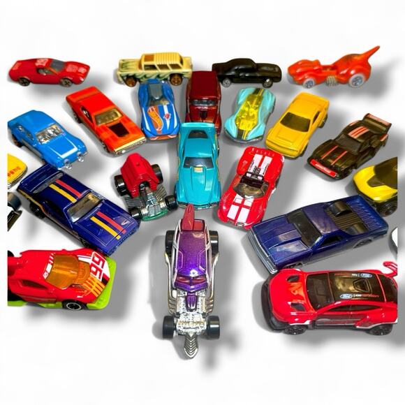 Hot Wheels Matchbox 25 Mixed Diecast Toy Car Lot – Surf Crate Variety Pack - Picture 10 of 11